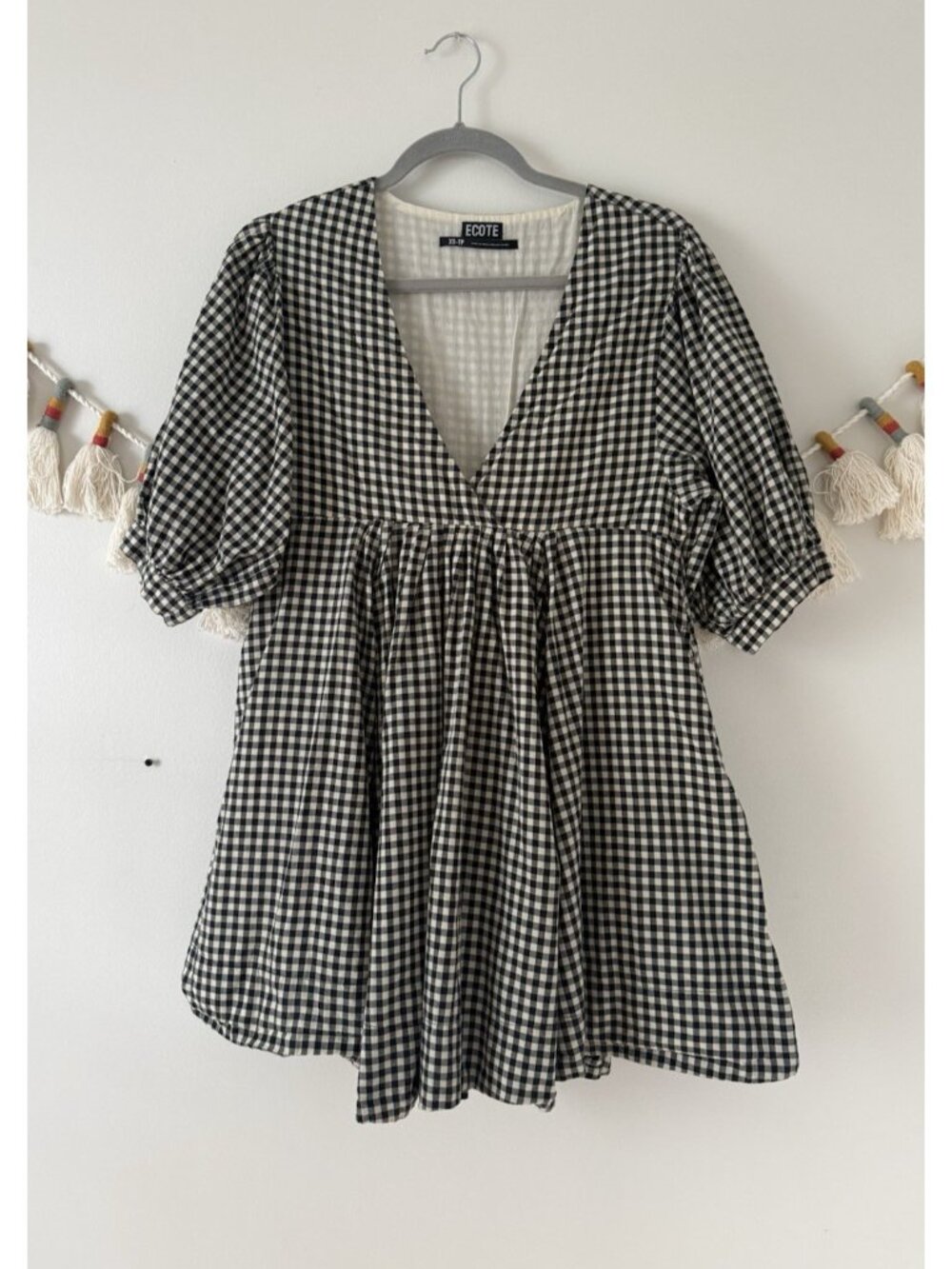 UO Ecote Veto Shapeless Babydoll Gingham V-neck Mini Dress Puff Sleeve Cottage